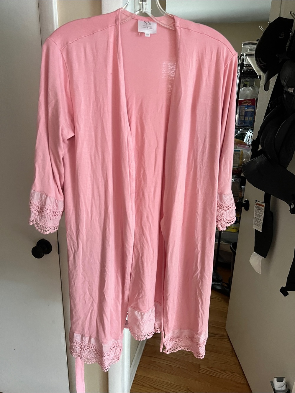 Women's Light Pink Lace-Trim Robe by SS weddings